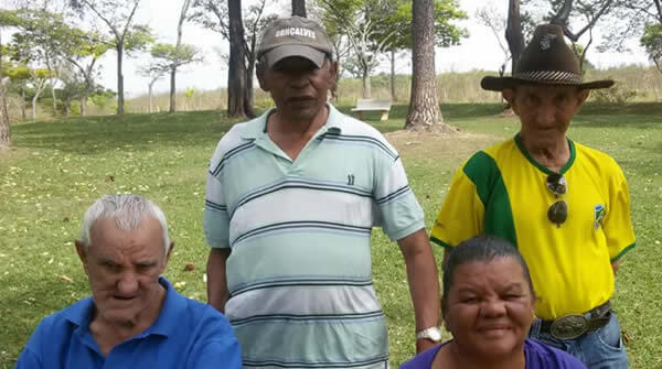 Trabalhos para a Comunidade de Idosos com Atendimento Humanizado e Planejado